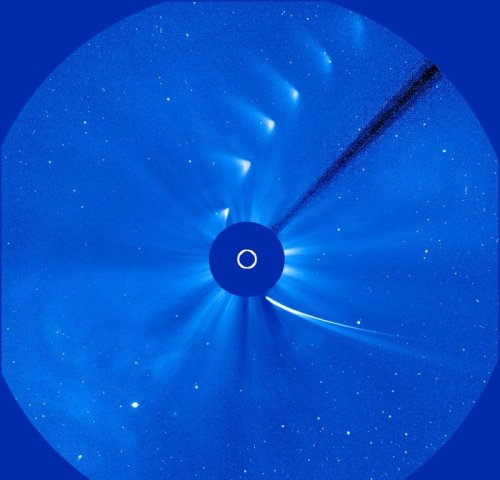 Comet_ISON_disintegrates_node_full_image_2